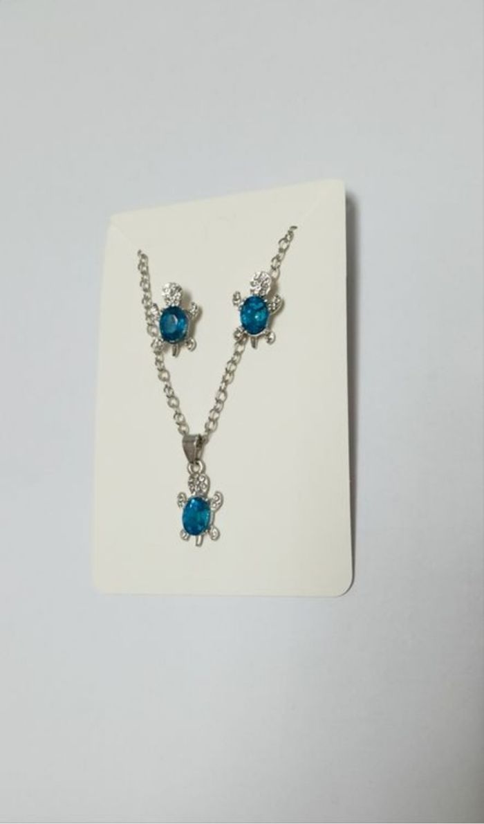 Parure bijoux tortue collier, boucles d'oreilles neuf