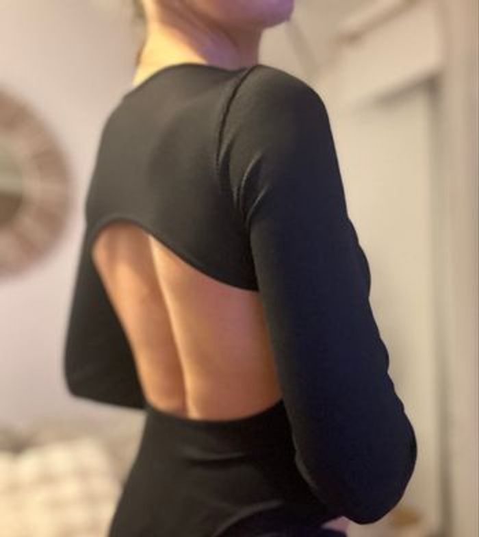 Body noir ouvert devant et dans le dos pour femme - photo numéro 2