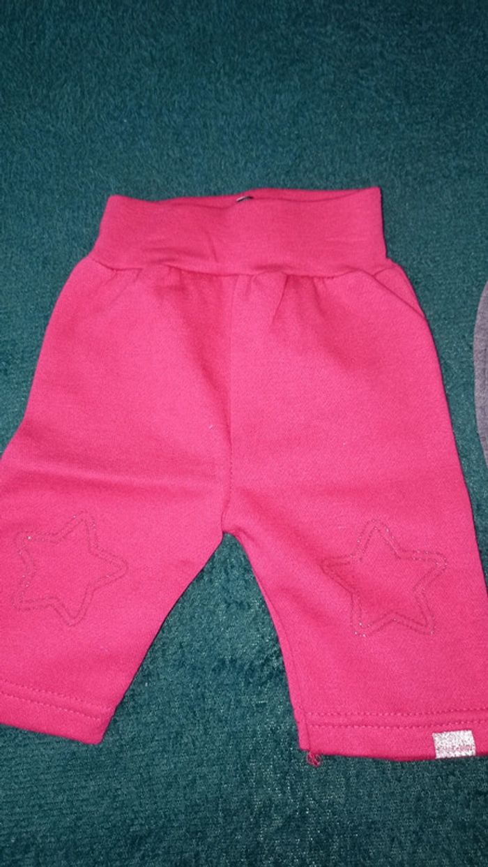 2 pantalons - photo numéro 3