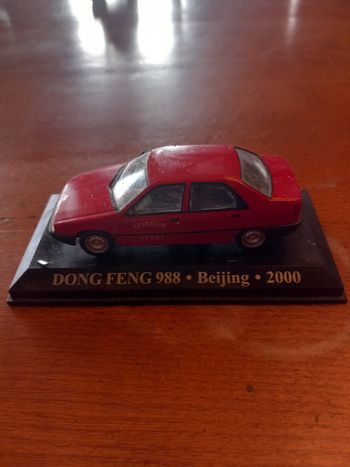 Voiture de collection Dong Feng