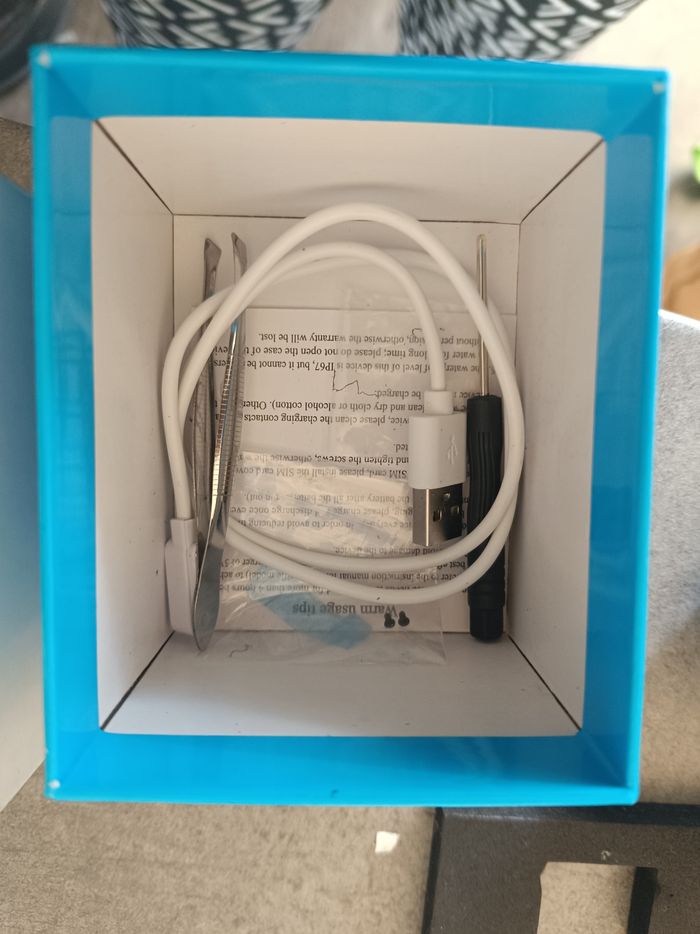 Montre connectée SOS - photo numéro 5