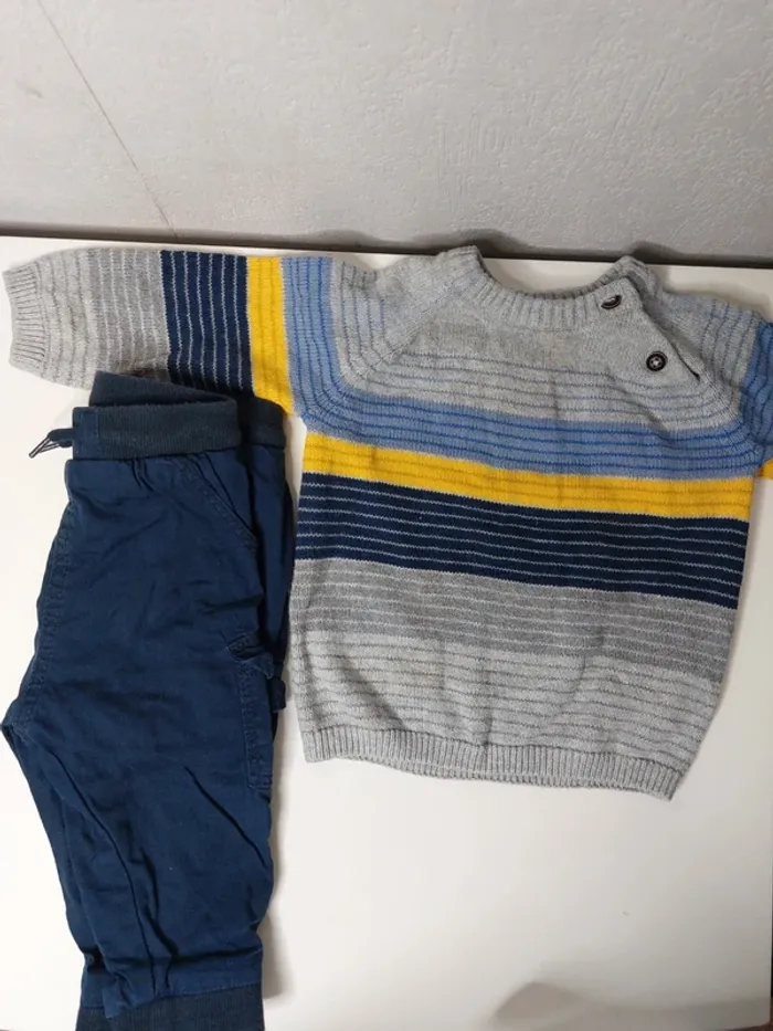 Ensemble pull bleu, mourtade, gris "H&M" - photo numéro 2