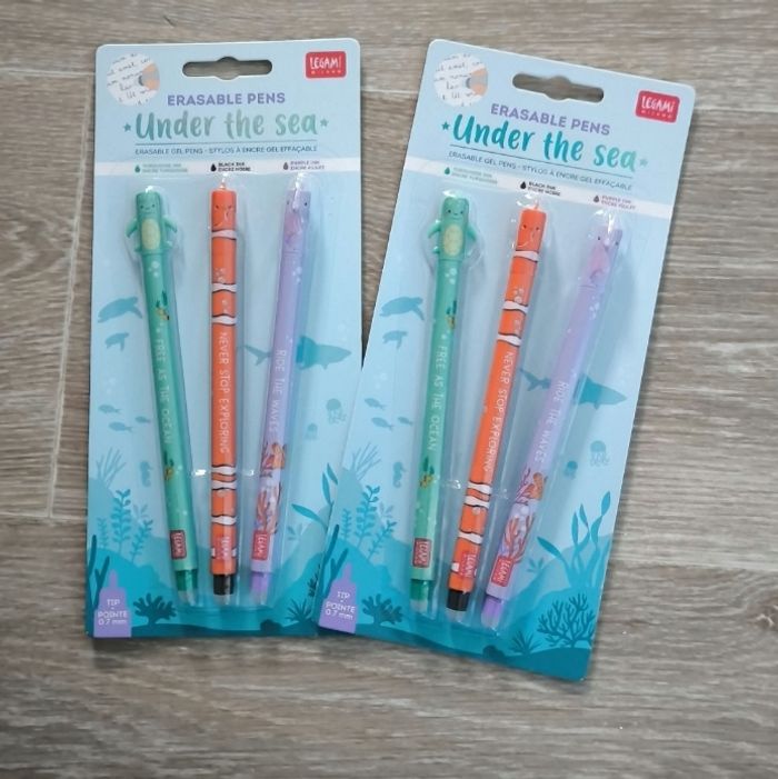 2 lots legami under the sea