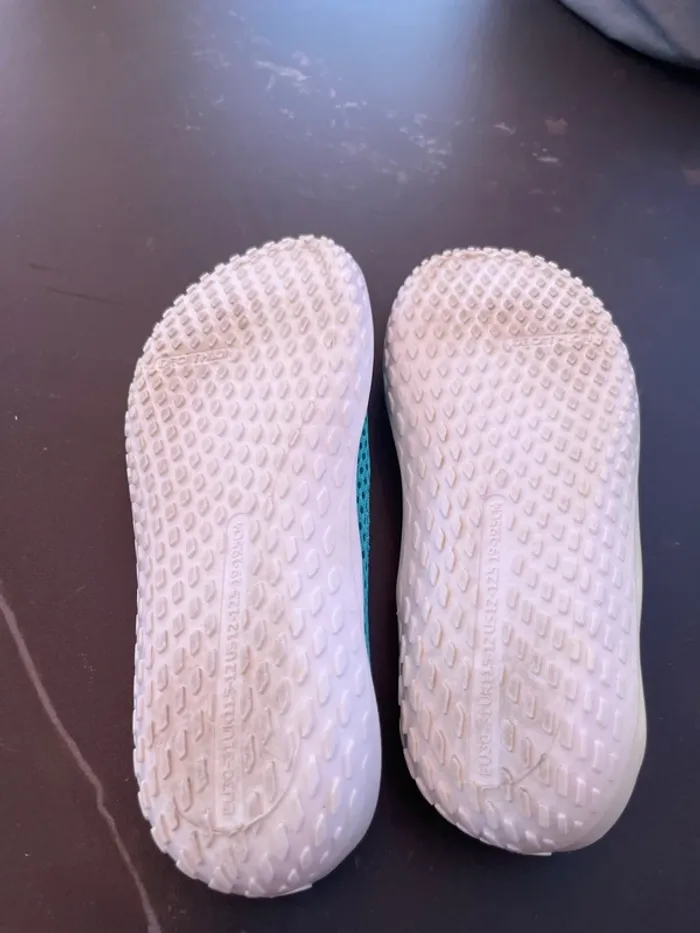 Chaussure de plage T30/31 - photo numéro 2