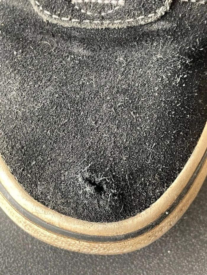 Vans noires et blanches - photo numéro 5