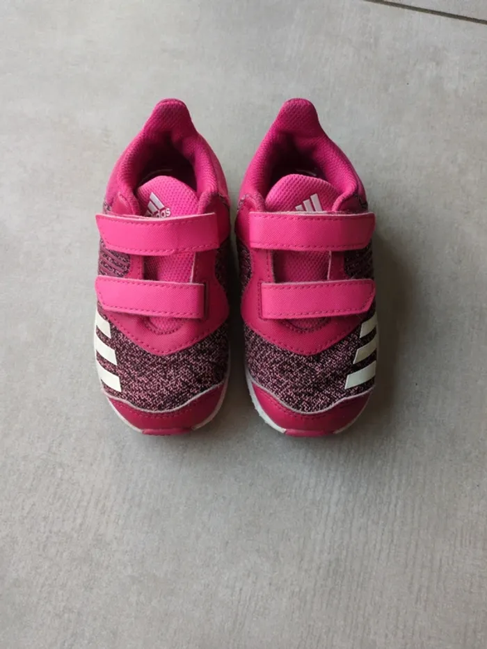 Baskets adidas T23