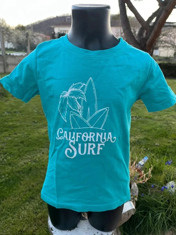 T shirt turquoise taille 6 ans