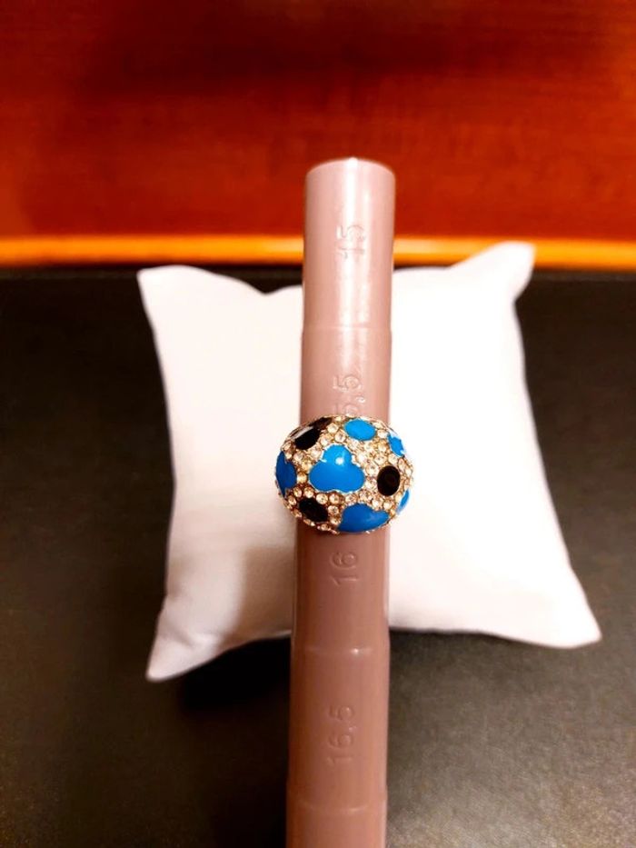 Magnifique bague fantaisie style vintage couleur bleu et noir - photo numéro 6