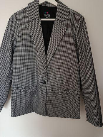 Veste T M