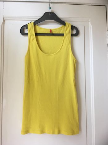 Débardeur jaune Miss Captain Taille 1 (4€)