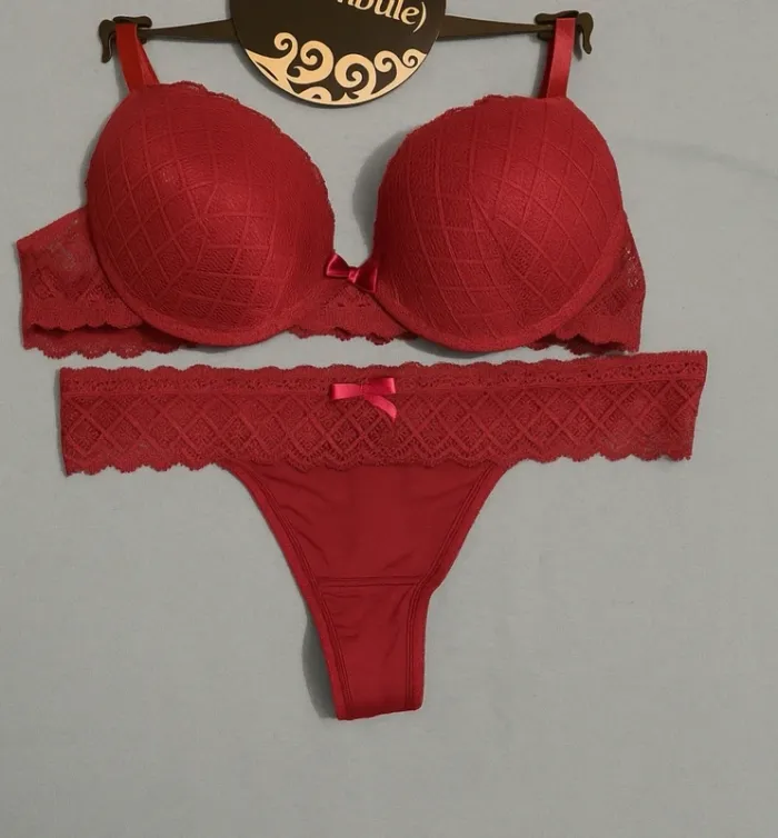 Ensemble lingerie - photo numéro 2