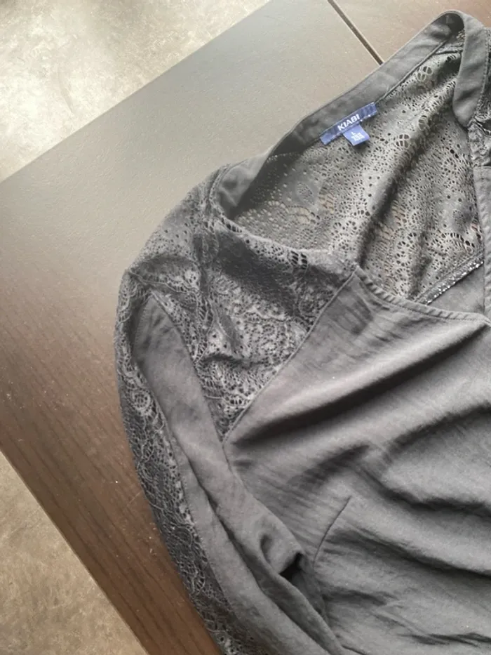 Robe noir Kiabi en neuve sans étiquette - photo numéro 2