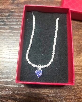 Collier argenté pendentif coeur Violet