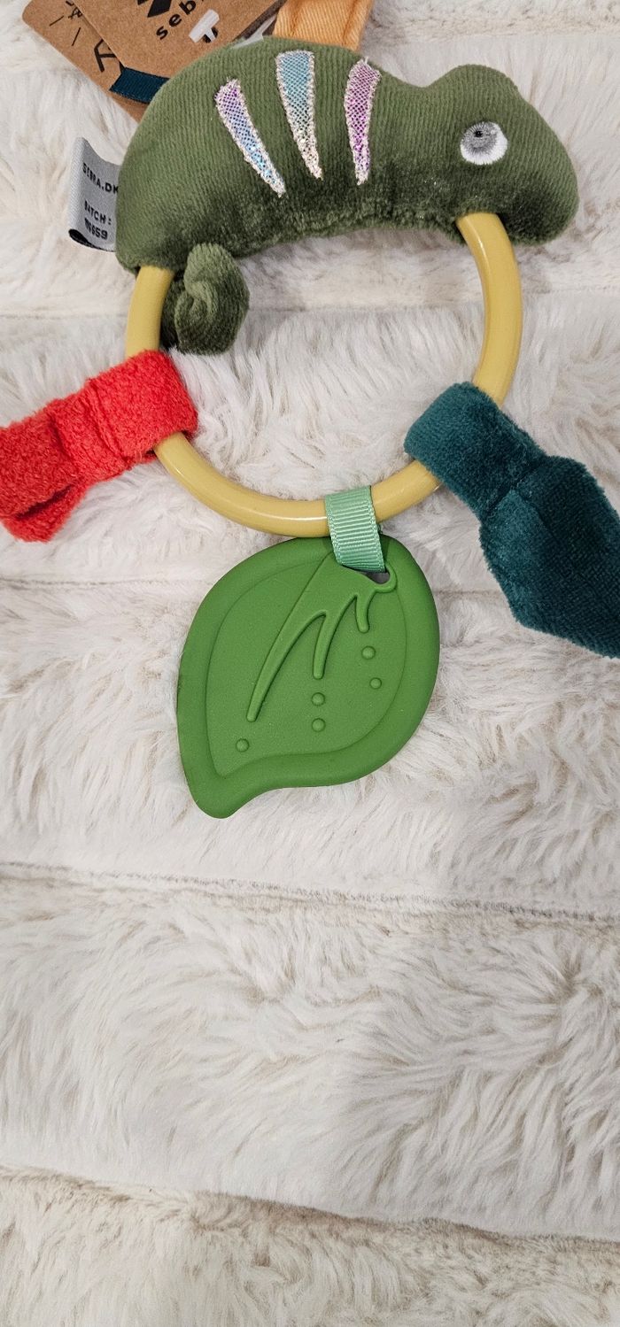 Hochet avec anneau de dentition Caméléon Sebra Neuf - photo numéro 4