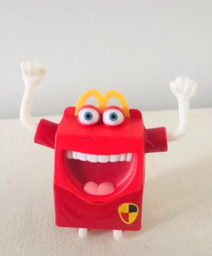 Jouet figurine mcdo foot Belgique