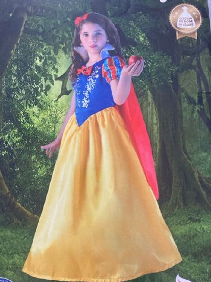 Jolie robe de Blanche Neige neuve - photo numéro 2