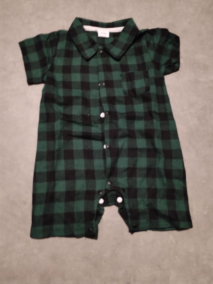 Lot de vêtements 6 mois - photo numéro 3
