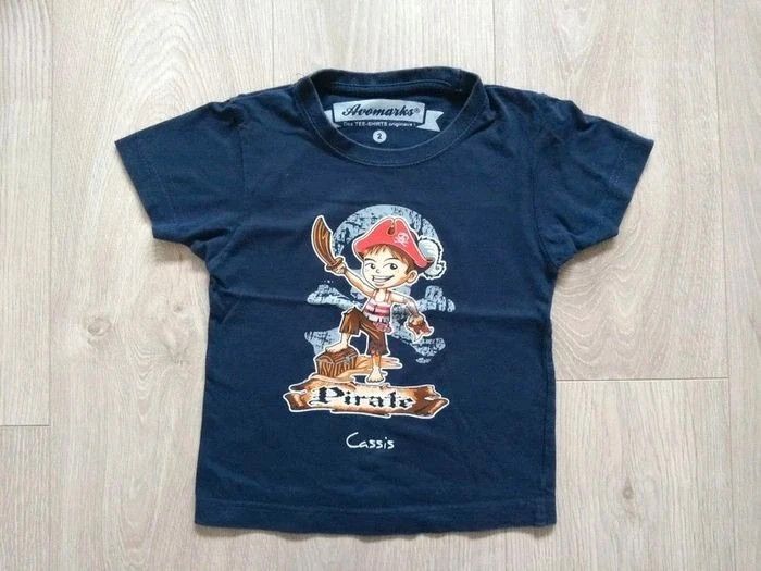 Tee shirt bleu marine pirate 2 ans