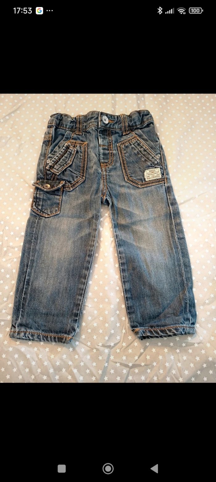Jeans en très bon état 2 ans - photo numéro 2