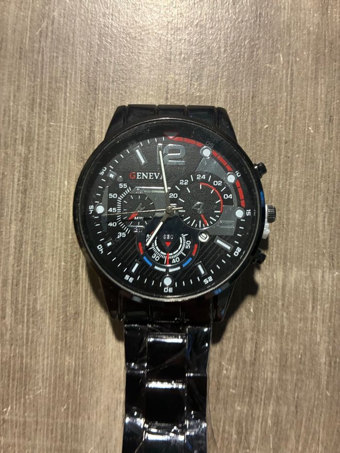 Montre Geneva noire 🕰️ - photo numéro 2