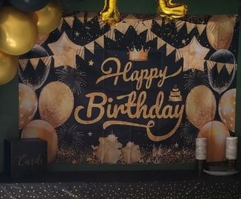 Décoration anniversaire or et noir