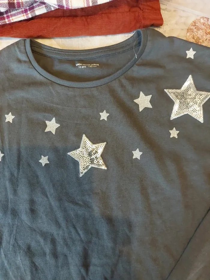 T-shirt manches longues neuf Vertbaudet 10A - photo numéro 4