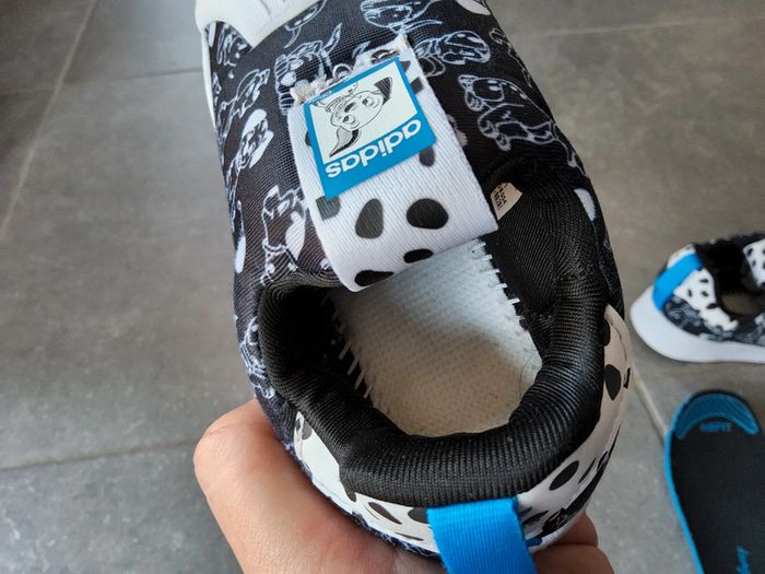 Adidas Originals
Superstar 360 Disney 101 Dalmatians - photo numéro 15