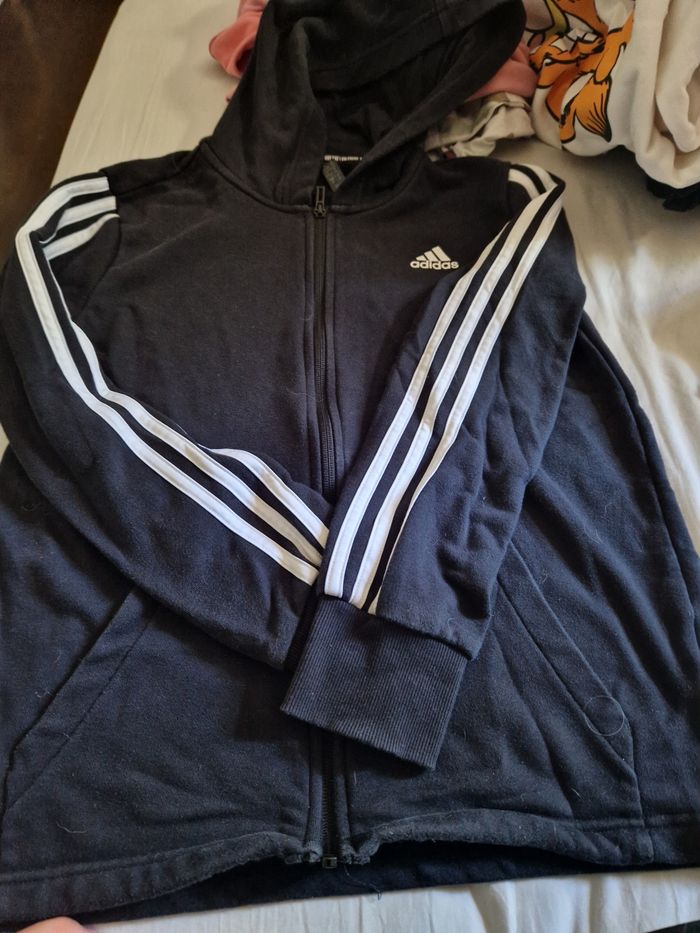 C'est adidas - photo numéro 2
