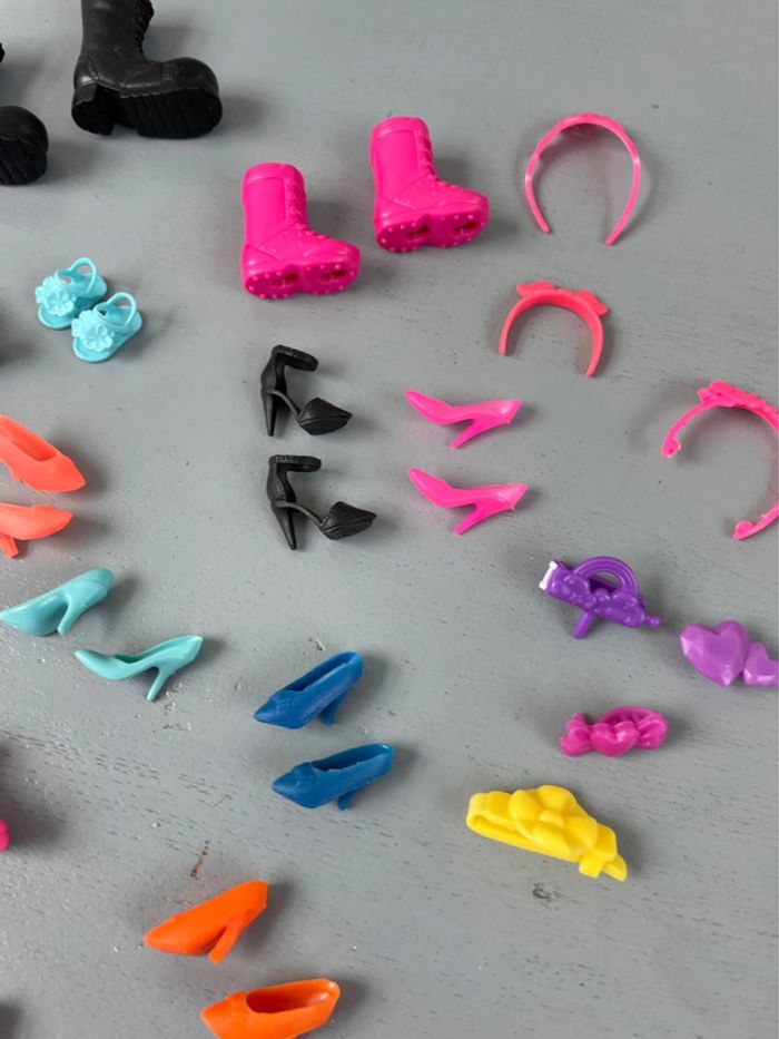 Lot accessoires Barbie - photo numéro 3