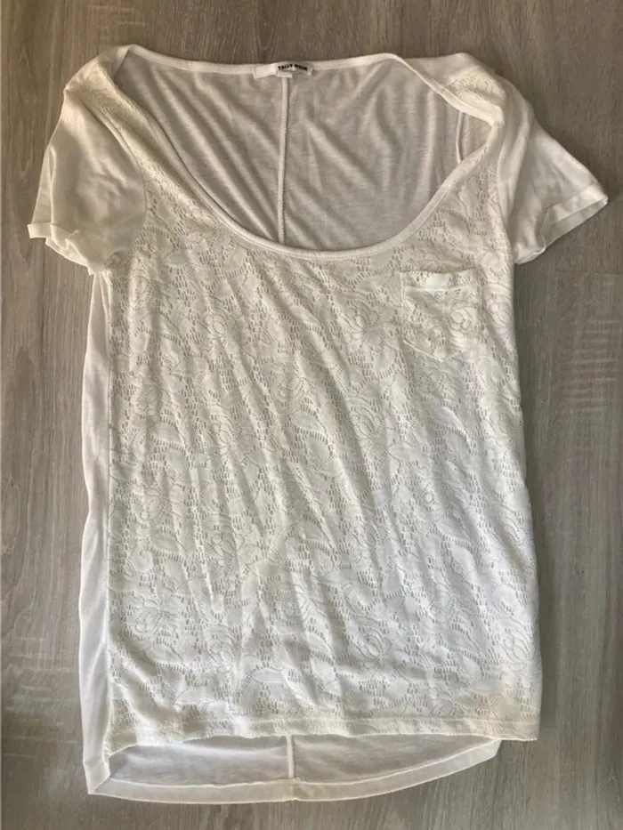 T-shirt dentelle blanc
