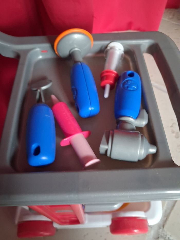 Chariot de médecin et accessoires - photo numéro 2