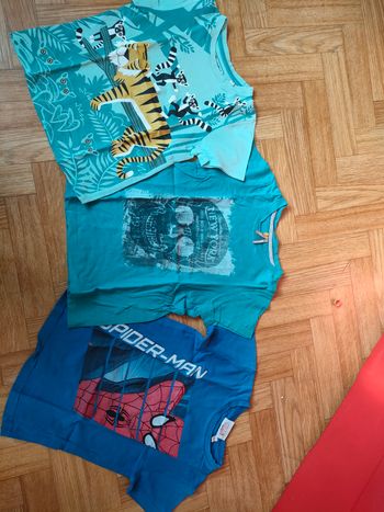 Lot 3 t shirt manches courtes