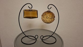 Supports neufs pour boule de Noël