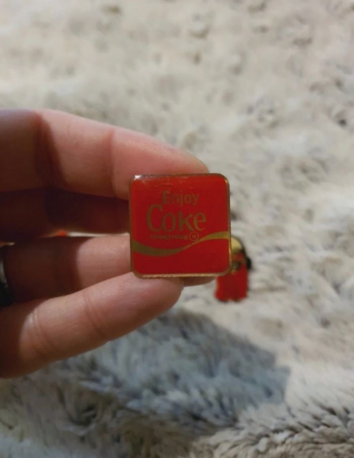 Lot de 3 pins Coca cola - photo numéro 3