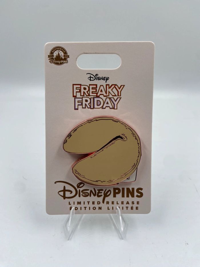 Pin's Freaky Friday 20e anniversaire en édition limitée Disney - photo numéro 2