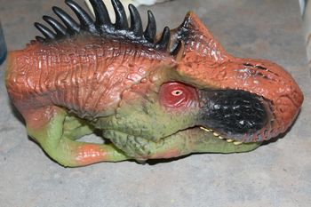 tête dinosaure