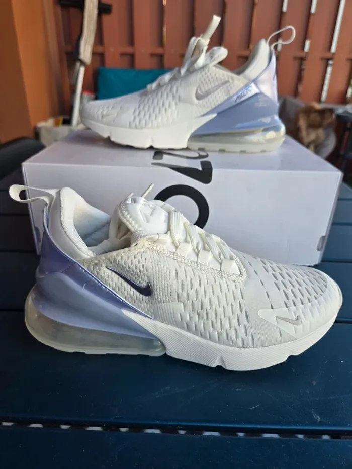 Nike air max 270 femme blanc lila taille 37,5 neuves - photo numéro 2