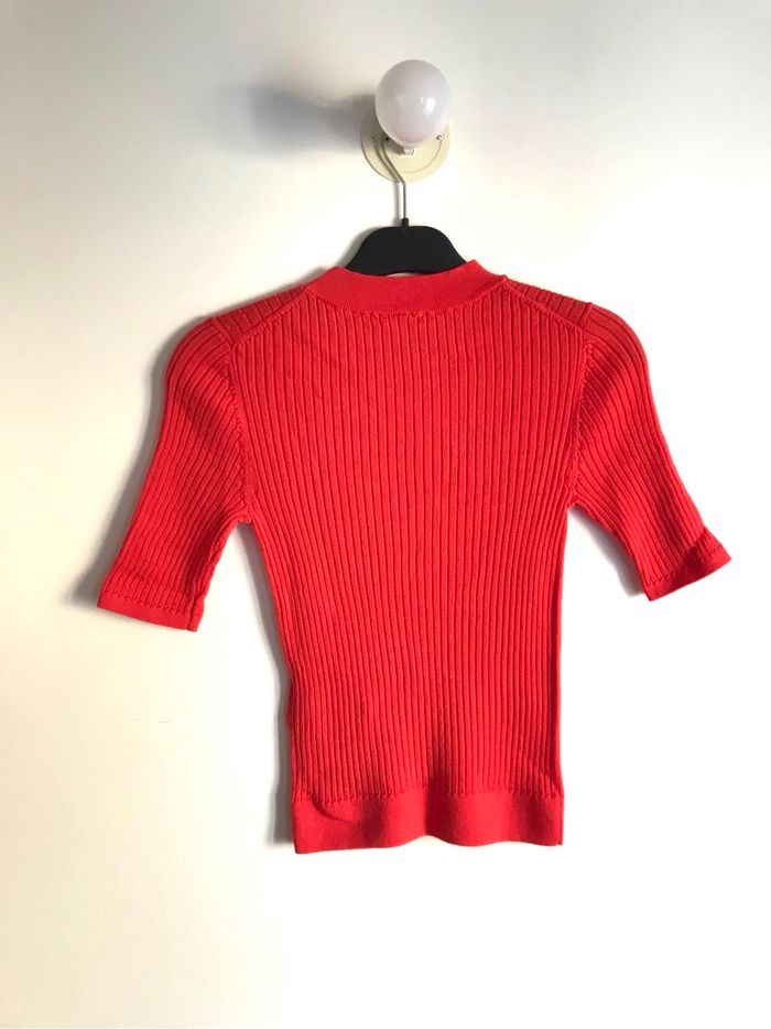 Pull manches courtes rouge corail en 100% laine Uniqlo taille S - photo numéro 4