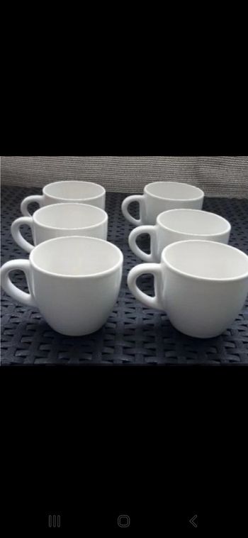 Set de 6 tasses et sous-tasses blanches