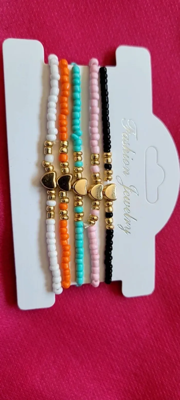 Lot de cinq bracelets cœur perles de rocailles multicolore - photo numéro 2