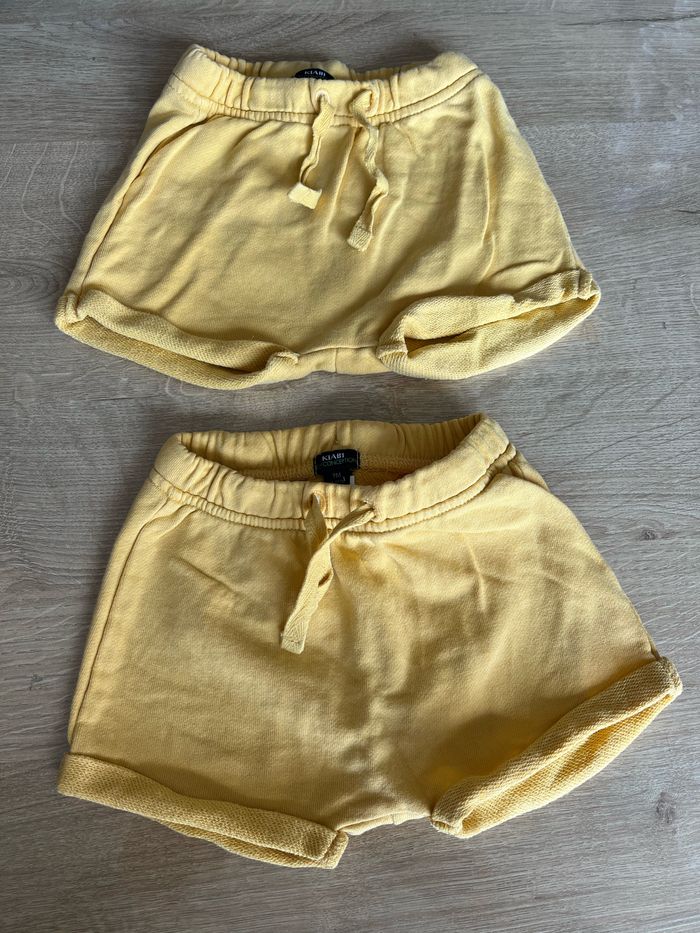 2 Shorts 9 mois