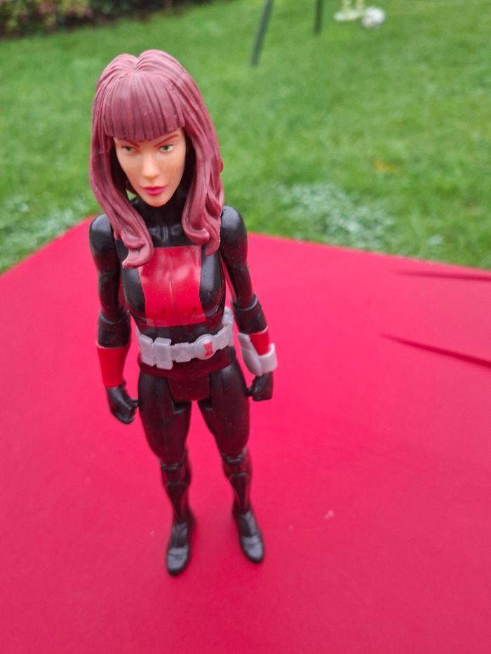 Figurine marvel 30 cm black widow - photo numéro 7