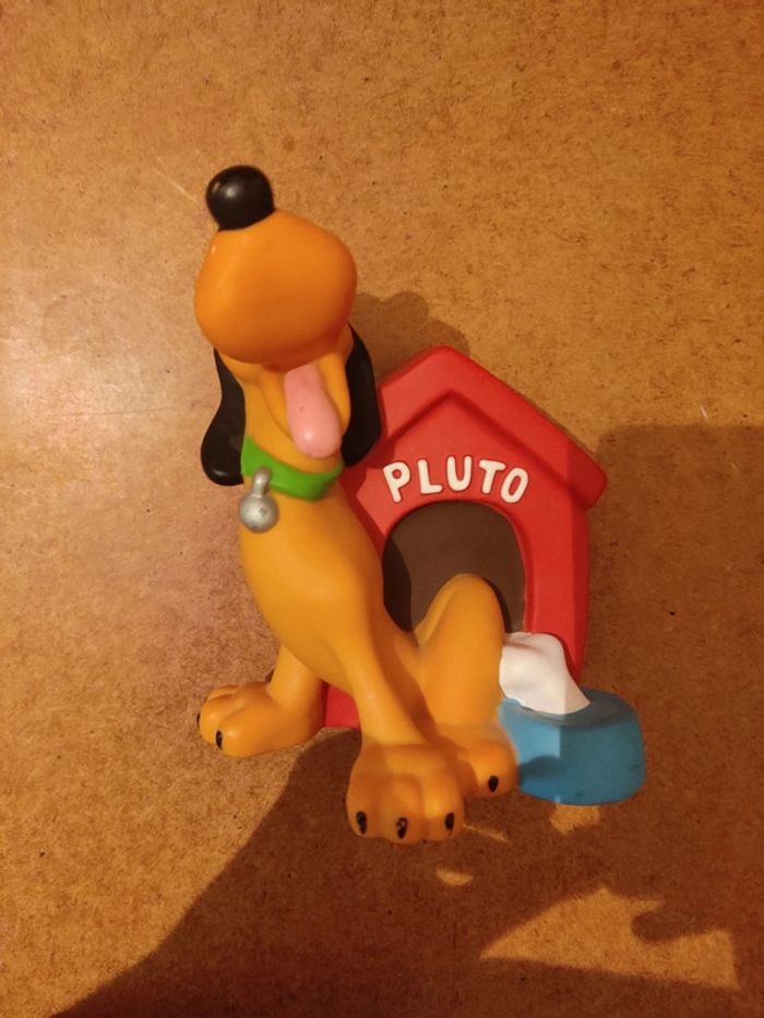 Tirelire Disney plutôt niche - photo numéro 3