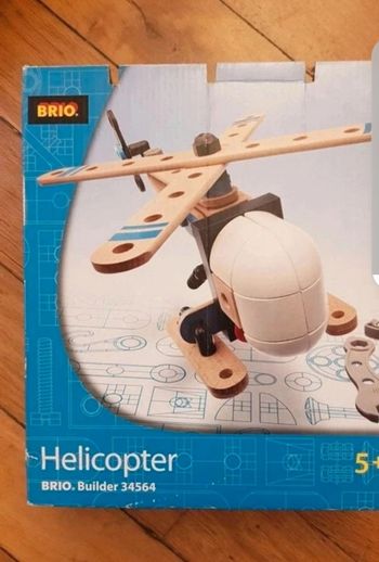 Hélicoptère a construire BRIO