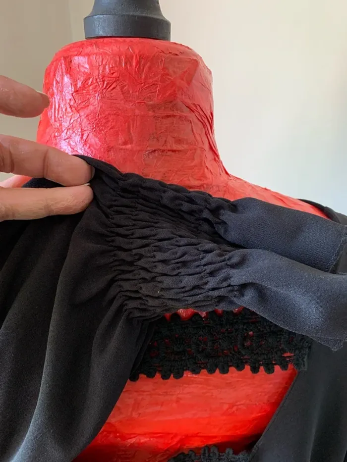 Blouse femme grand taille noire dentelle 48-54 - photo numéro 5