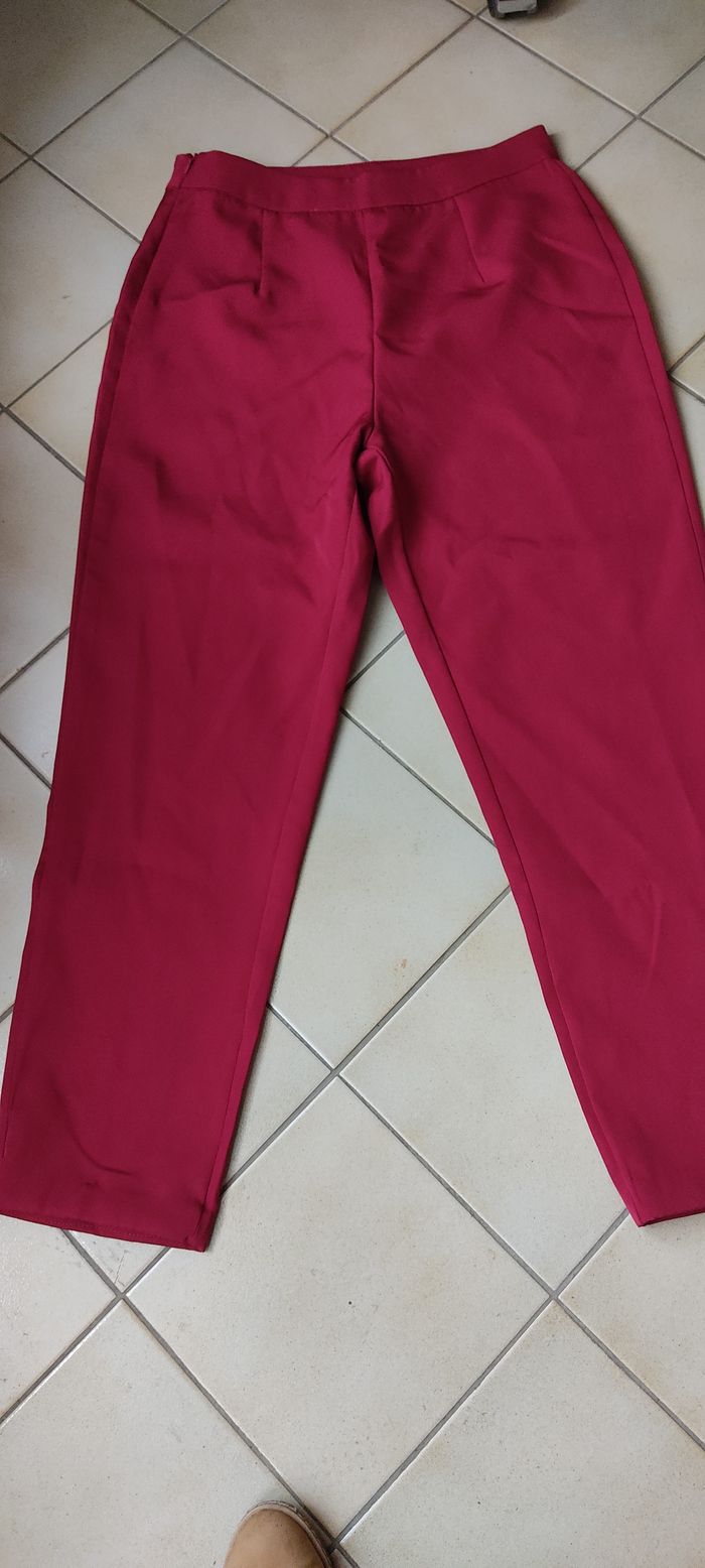 Pantalon femme rouge foncé