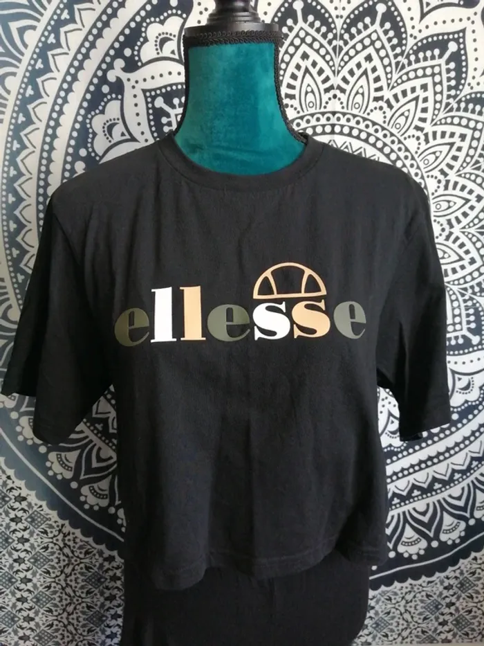 Ensemble de sport legging crop top noir kaki blanc beige / ellesse / (40) - photo numéro 3