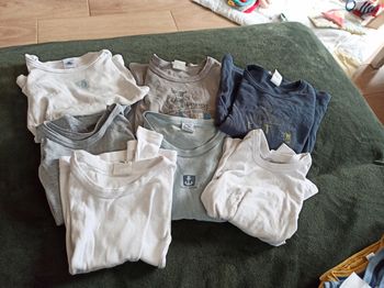 Lot 7 maillots de corps