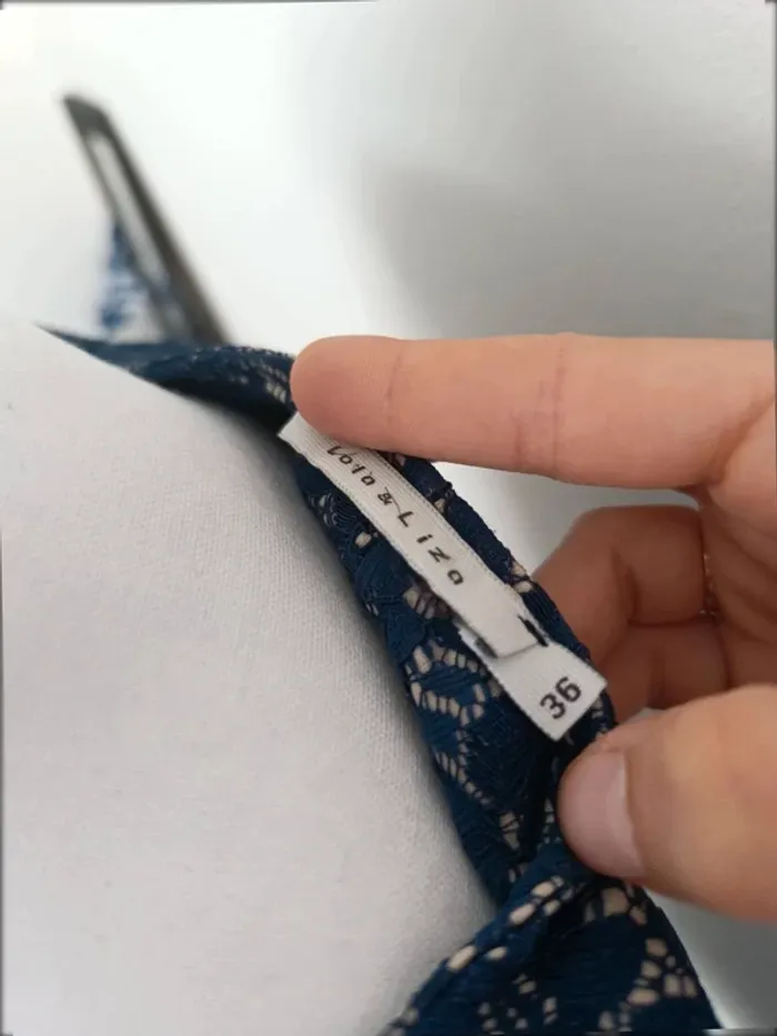 Robe dentelle bleu marine LolaLiza – Taille 36 - photo numéro 6