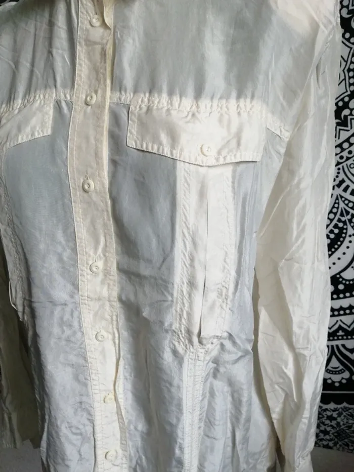 Chemise vintage en soie beige transparente avec épaulettes / sans marque / (M) - photo numéro 4